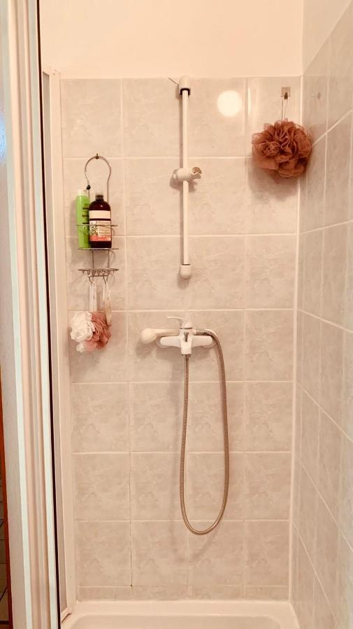 Henrietta Vendeghaz Apartment Domoszlo Ngoại thất bức ảnh