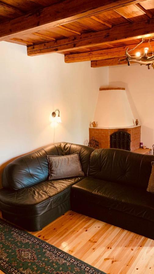 Henrietta Vendeghaz Apartment Domoszlo Ngoại thất bức ảnh